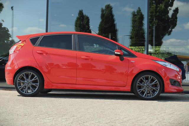 Ford FIESTA 1.0 ECOBOOST ST-LINE | CRUISE | CLIMATE | VOORRUITVERW. | PDC | NAVI | BLUETOOTH