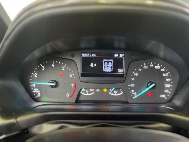Ford FIESTA 1.0i Ecob. ST-Line Panorama Camera Climate Cruise Navi Sport 17LM
