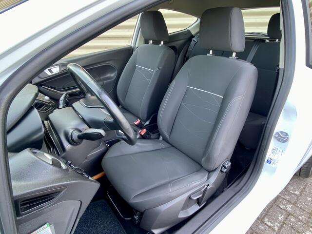 Ford FIESTA 1.0 Style | 17 inch LMV, Navi, Airco |