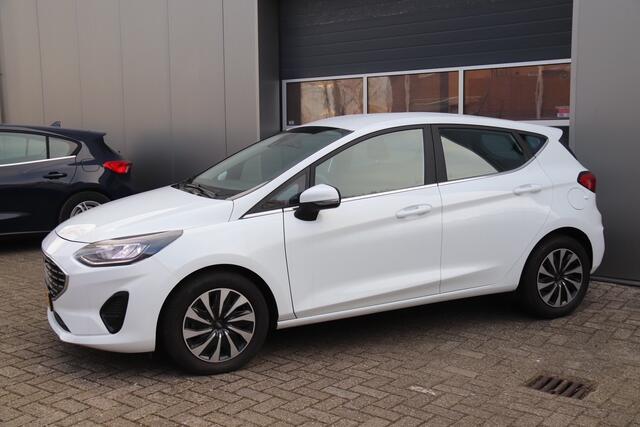 Ford FIESTA 1.0 EcoBoost Hybrid Titanium