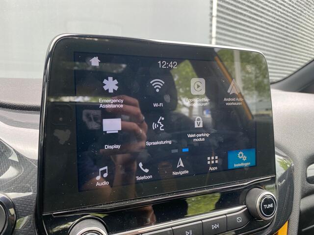 Ford FIESTA BWJ 2018 | 1.0T 100PK Active First Ed | PANO | CLIMA | NAVI | SPORTSTOELEN | CRUISE | TREKHAAK | PDC |