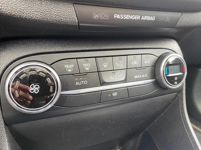 Ford FIESTA BWJ 2018 | 1.0T 100PK Active First Ed | PANO | CLIMA | NAVI | SPORTSTOELEN | CRUISE | TREKHAAK | PDC |