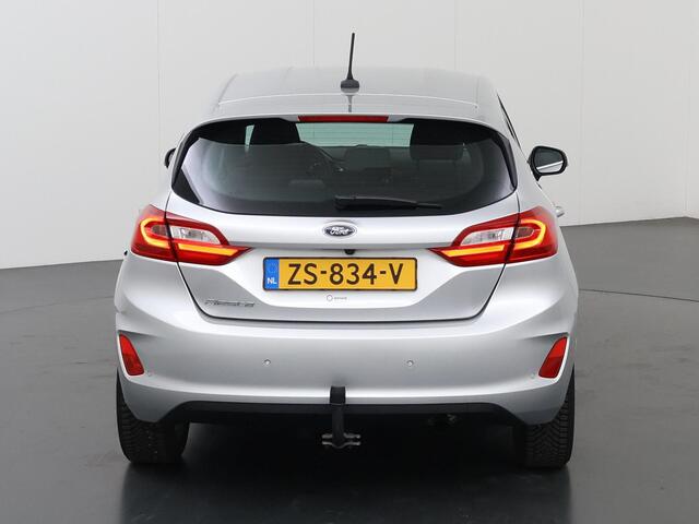Ford FIESTA 1.0 EcoBoost Titanium | Trekhaak | Navigatie | Parkeercamera | Climate Control |