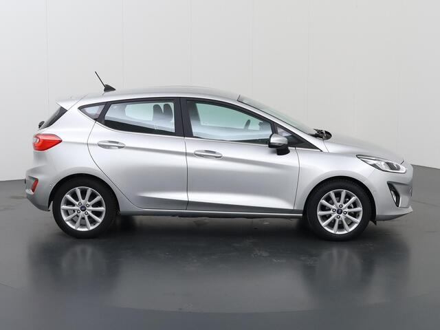Ford FIESTA 1.0 EcoBoost Titanium | Trekhaak | Navigatie | Parkeercamera | Climate Control |