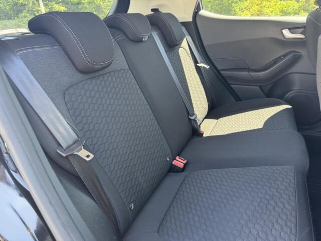Ford FIESTA 1.0 EcoBoost Hybrid Titanium 125pk | Winter Pack | Navigatie | Camera
