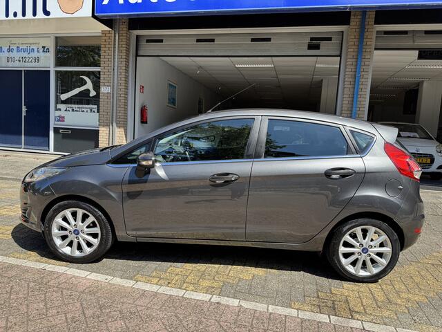 Ford FIESTA 1.0 EcoBoost Titanium 88022KM! NAP | 1e eigenaar | Navigatie | Climate Control | Cruise Control | Parkeersensoren | Lichtmalen velgen | Dealeronderhouden |