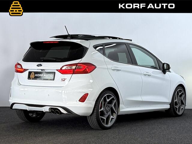 Ford FIESTA 1.5 EcoBoost ST-3 / Pano / B&O / Camera