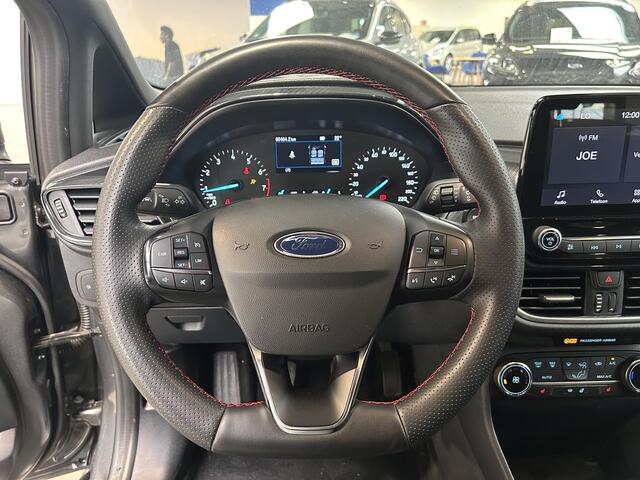 Ford FIESTA EcoBoost Hybrid 125 pk ST-Line | Winter Pack | LED | Apple Carpay | Cruise | 4 seiz. banden | 100% dealer onderh.