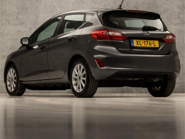 Ford FIESTA 1.0 EcoBoost Titanium Sport (APPLE CARPLAY, GROOT NAVI, STUUR/STOELVERWARMING, CAMERA, SPORTSTOELEN, LANE ASSIST, CRUISE, DAB+, NIEUWSTAAT)