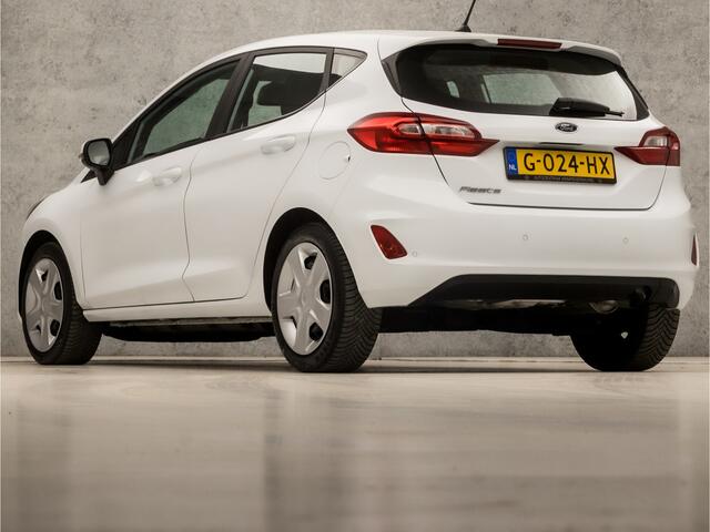 Ford FIESTA 1.1 Premium (APPLE CARPLAY, GROOT NAVI, LANE ASSIST, SPORTSTOELEN, PARKEERSENSOREN, CRUISE, NIEUWE APK, NIEUWSTAAT)