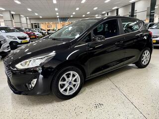 ford-fiesta-1.0-ecob.-titanium---cl