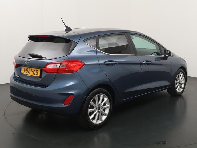 Ford FIESTA 1.0 EcoBoost Titanium Cruise | Dealer onderhouden | PDC | LED | Navi | Getint glas |
