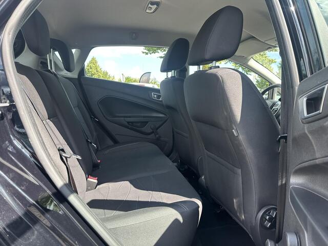 Ford FIESTA 1.0 Style 1e Eigenaar,Navi,Airco,Cruise,Weinig KM,Netjes Onderhouden,Bluetooth,N.A.P,APK tot 05-2026