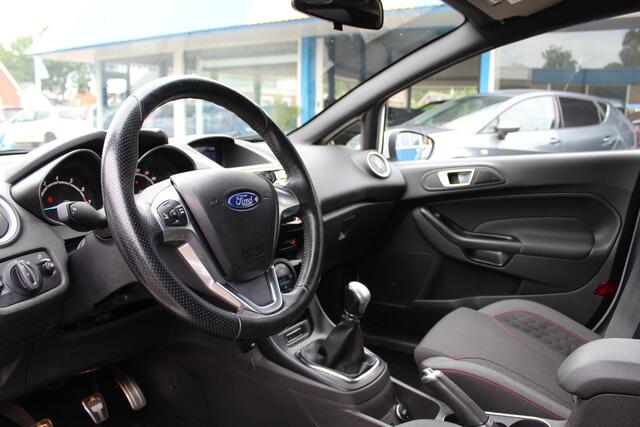 Ford FIESTA 1.0i "St-Line" Clima - 5 Deurs !!! 100 Pk