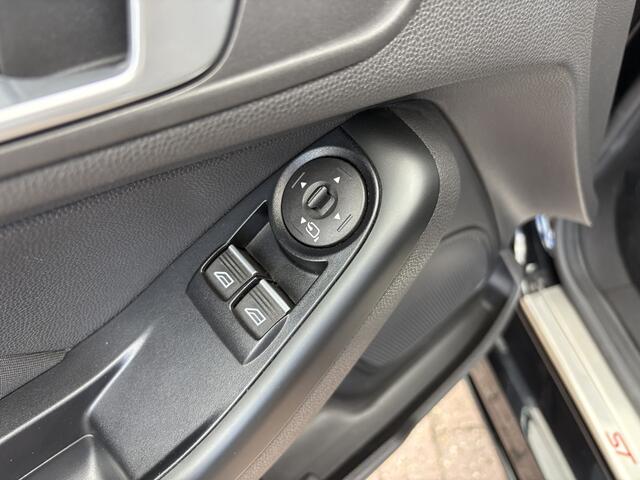 Ford FIESTA 1.0 EcoBoost ST Line, navi, cruise/climate contr./voorruitverwarming