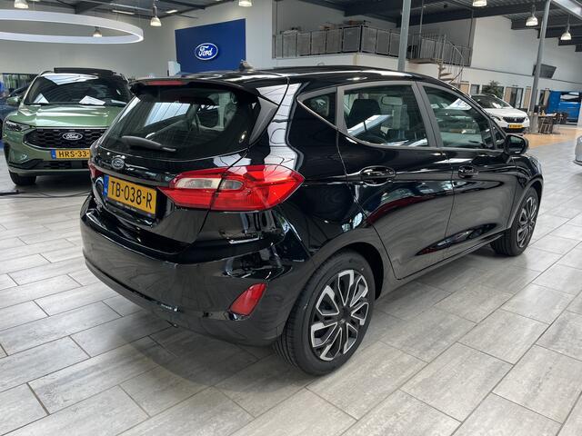 Ford FIESTA 1.1 85PK Trend | Airco | Cruise | Parkeer sensoren A | Navi | Apple/Android CarPlay |