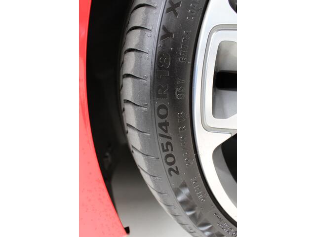 Ford FIESTA 1.0 EcoBoost ST-Line | Airco | Navigatie | PDC- A + Camera | Trekhaak |Leder/Stof
