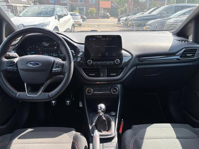 Ford FIESTA 1.0 EcoBoost ST-Line / LED / CarPlay / Clima