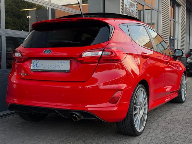 Ford FIESTA 1.0 EcoBoost ST-Line Pano Cruise LED