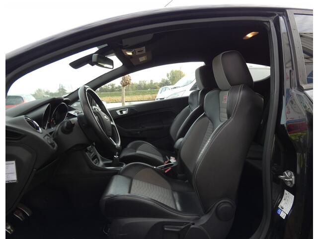 Ford FIESTA 1.6 ST 182PK,Recaro,Navi,Clima,Stoelverw,Camera
