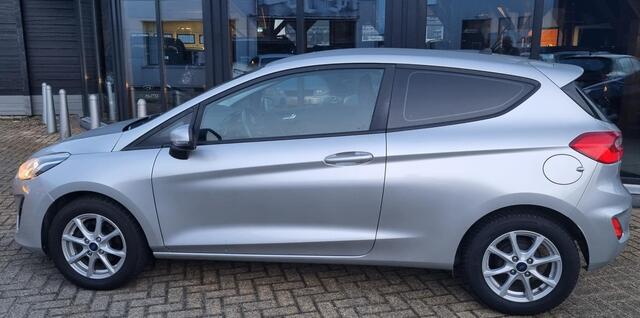 Ford FIESTA 1.1 Trend | Stoelverwarming | Cruise Control | Airco | Parkeersensoren | Voorruitverwarming | Lichtmetalen Velgen | APK tot 24-10-2026 |
