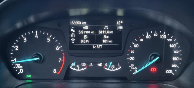 Ford FIESTA 1.1 Trend | Stoelverwarming | Cruise Control | Airco | Parkeersensoren | Voorruitverwarming | Lichtmetalen Velgen | APK tot 24-10-2026 |