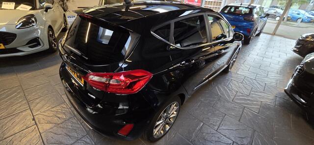 Ford FIESTA 1.0 EcoBoost Hybrid Vignale Lederen bekleding-125pk-addaptieve cruise-winterpack