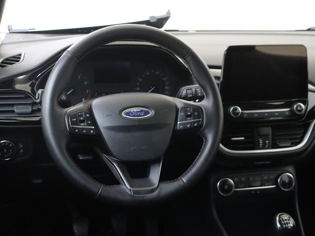 Ford FIESTA 1.0 EcoBoost Hybrid Titanium | Keyless Entry | Parkeerhulp | Carplay | *WINTERPACK*