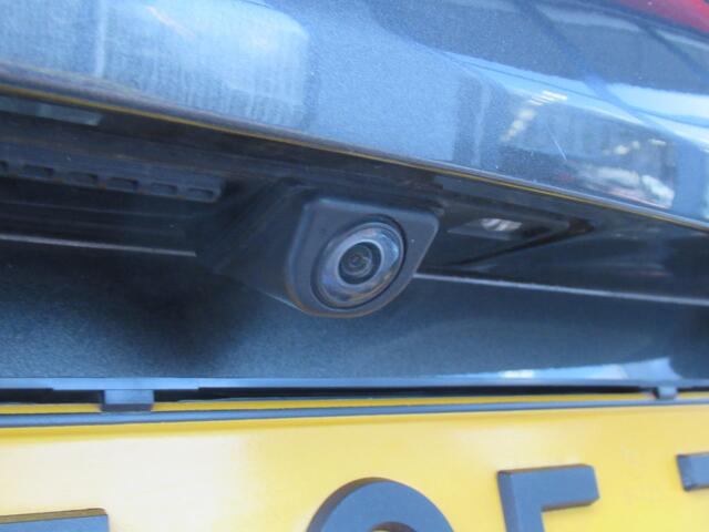 Ford FIESTA 1.1 Connected | Clima-Airco | Apple Carplay | Stoelverwarming | Incl. BOVAG Garantie | Parkeersensoren | LED Dagrijverlichting | DAB+ |