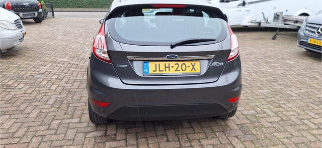 Ford FIESTA Titanium LEREN BEKLEDING - 140 PK