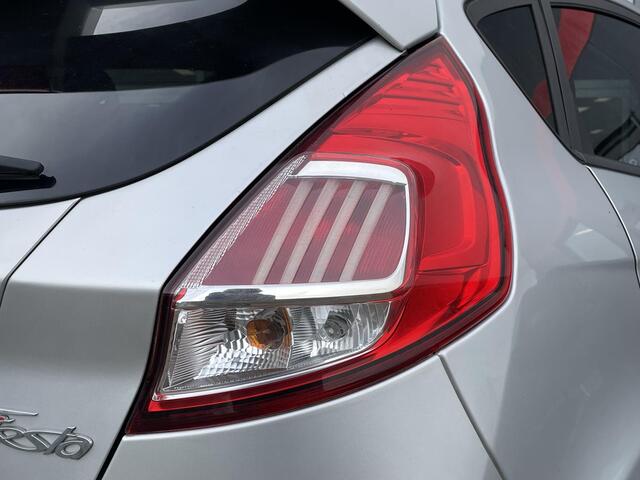 Ford FIESTA 1.0 EcoBoost ST Line - Navigatie - Climate Control - Sportvelgen