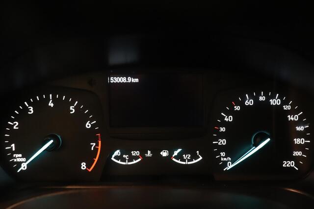 Ford FIESTA 1.0 EcoBoost Titanium | Parkeersensor | Climate control | Cruise control | AppleCarplay AndroidAuto Navigatie | Trekhaak |