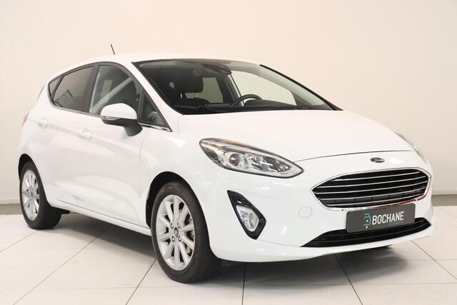 Ford FIESTA 1.0 EcoBoost Titanium | Parkeersensor | Climate control | Cruise control | AppleCarplay AndroidAuto Navigatie | Trekhaak |