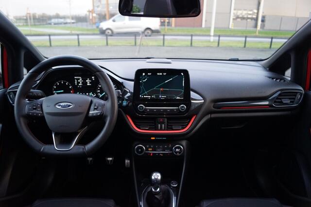 Ford FIESTA 1.0 EcoBoost ST-Line / Panoramadak / Navi / 18 Inch LM/ PDC/ App-Connect