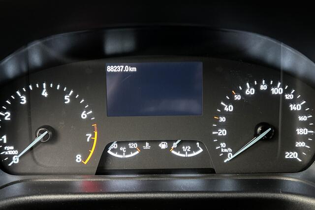 Ford FIESTA 1.0 EcoBoost Hybrid ST-Line | Parkeersensoren | Cruise control | Apple Carplay | Airco