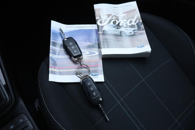 Ford FIESTA 1.1 Trend NL-Auto!! PDC I Navigatie I Apple Car-Play