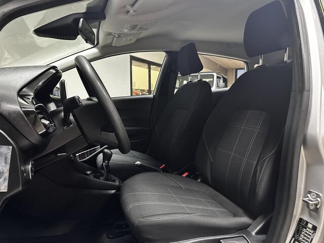 Ford FIESTA 1.1 Trend/ 5-DRS/ Apple+android/ DAB+/ Airco/ Navi/ Cruise/ Bluetooth/ Elek.Pakket/ Isofix/ Metallic Lak/ C.V.Afstand.