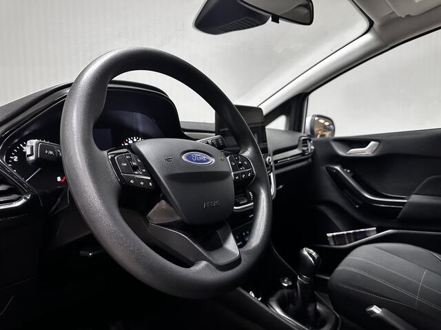 Ford FIESTA 1.1 Trend/ 5-DRS/ Apple+android/ DAB+/ Airco/ Navi/ Cruise/ Bluetooth/ Elek.Pakket/ Isofix/ Metallic Lak/ C.V.Afstand.