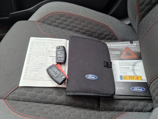 Ford FIESTA 1.0 EcoBoost ST Line | Airco (automatisch) | Cruise control | Verwarmde voorruit