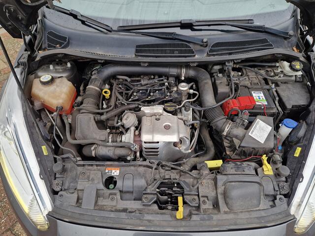 Ford FIESTA 1.0 EcoBoost ST Line | Airco (automatisch) | Cruise control | Verwarmde voorruit