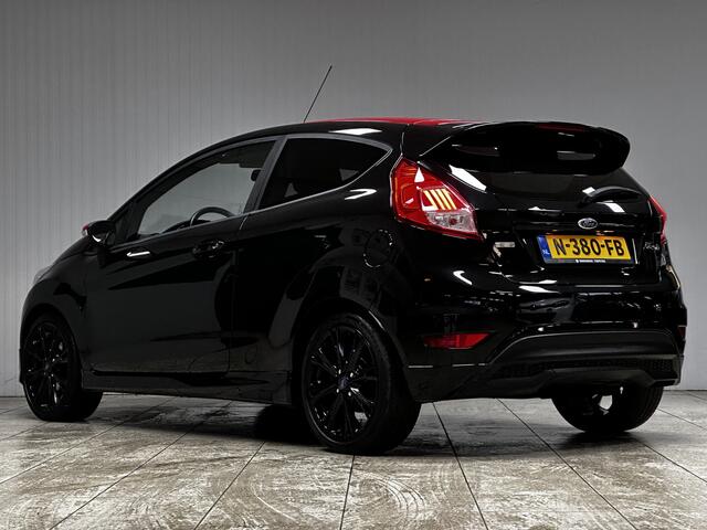 Ford FIESTA 1.0 EcoBoost Black Edition/ DEALER ONDERHOUDEN!/ 3-DRS/ Voorruitverw./ Stoelverw./ 17''LMV/ Keyless/ Clima/ Multi.LEDER.Stuur/ Getint Glas/ Elek.Pakket/ Isofix/ C.V.Afstand.