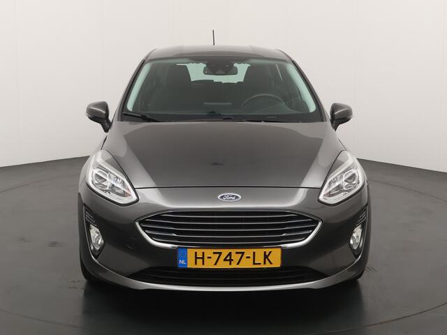 Ford FIESTA EcoBoost 100 pk Titanium | Trekhaak I Automaat I Climate I Parkeersensoren achter | Cruise |