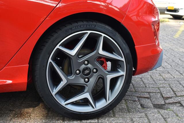 Ford FIESTA 1.5 EcoBoost ST-3 Schuifdak | Recaro-Seats | Stoelverwarming | 12 mnd BOVAG garantie | Whatsapp 06-53188999