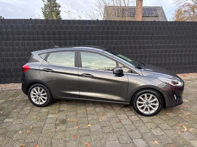 Ford FIESTA 1.0 ECOB. TITANIUM**1e eign//DAB//NED auto**