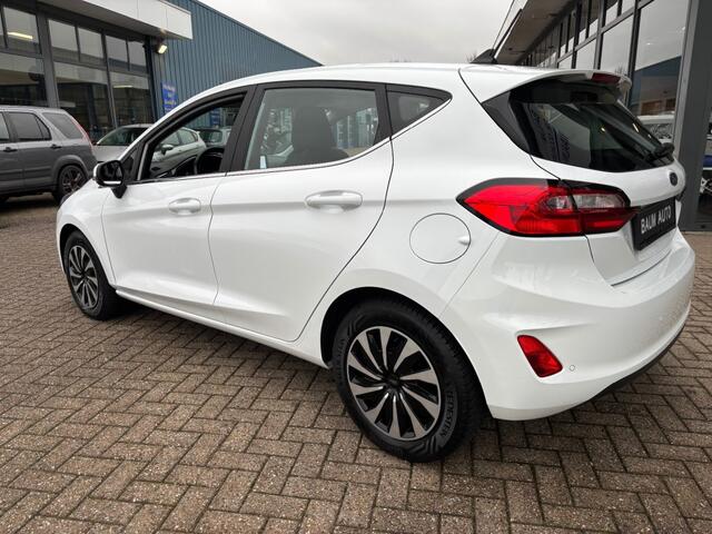 Ford FIESTA 1.0 ECOB.HY. TITANIUM 125 PK NAVI AIRCO PDC