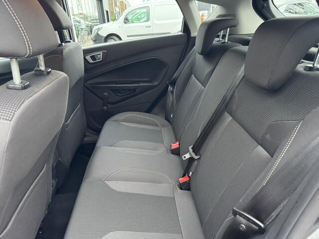 Ford FIESTA 1.0 EcoBoost Titanium*Navi*ECC*