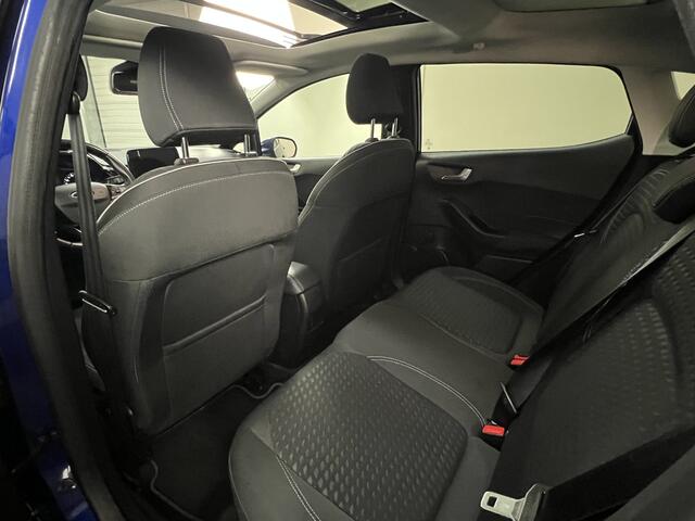 Ford FIESTA 1.0 EcoBoost Titanium Panormadak / Climate & Cruise Cntrl. / Camera / Keyless / PDC / Carplay