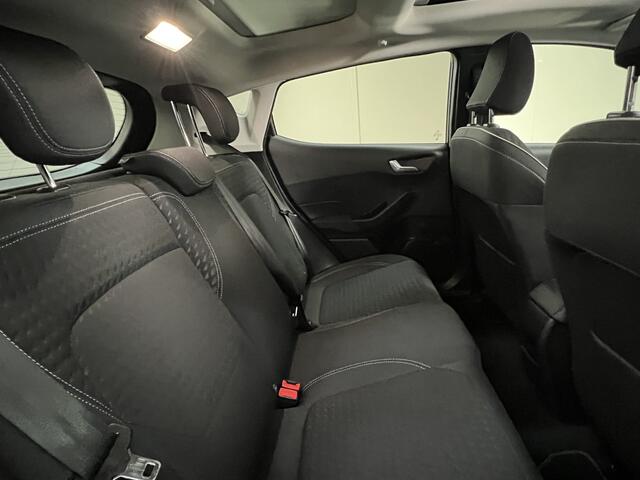 Ford FIESTA 1.0 EcoBoost Titanium Panormadak / Climate & Cruise Cntrl. / Camera / Keyless / PDC / Carplay