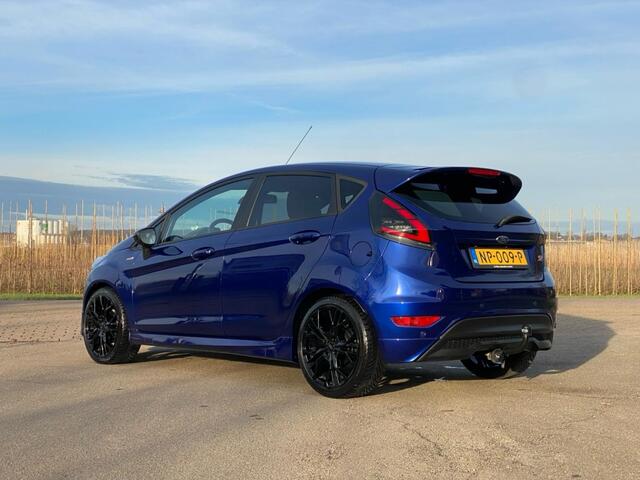 Ford FIESTA 1.0 EcoB. ST Line NIEUWSTAAT