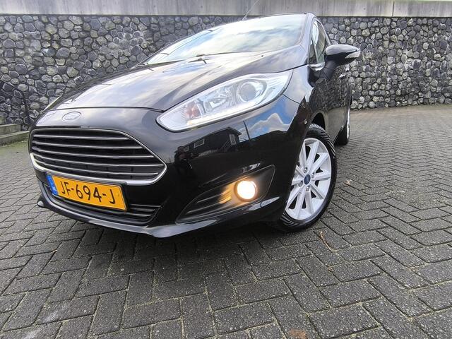 Ford FIESTA 1.0 EcoBoost Titanium Navi, all season banden, LM velgen, Climate en cruise control.